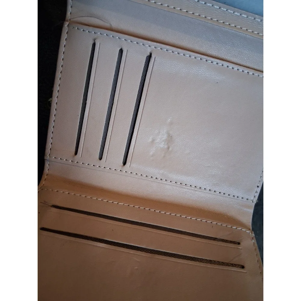 Black Folding Women's Wallet Gold Tone Bee Accent Coin Pocket Animal Theme - Picture 12 of 16